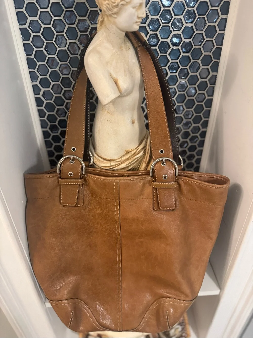 Coach 9547 Vintage Large Tan Leather Handbag Shoulder Saddle Hobo Bag carry all